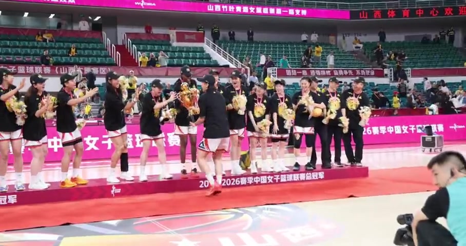 开云app官网-高颂：五场鏖战拿下冠军 感恩同行的队友 我们是冠军🏆🏆🏆