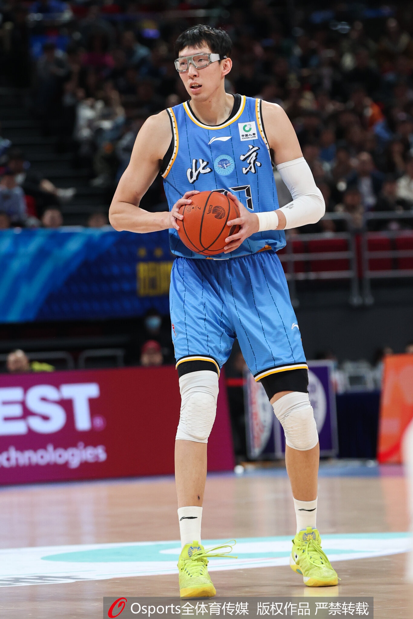 开云官网-罚球9中4！周琦9中4拿到12分13板两双  正负值+9